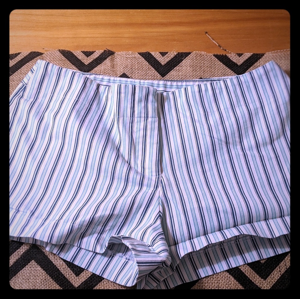 3/$25-Express striped shorts